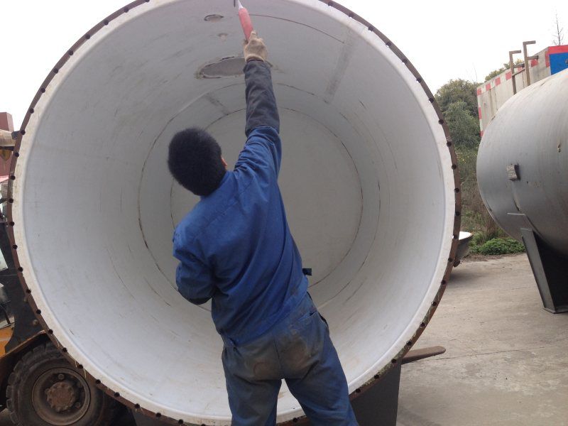 内衬聚四氟乙烯（PTFE）大型设备